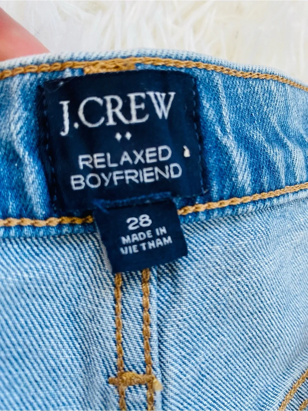 J.Crew Relaxed Boyfriend Jeans Size 28 Light Wash distressed Cuffed Denim